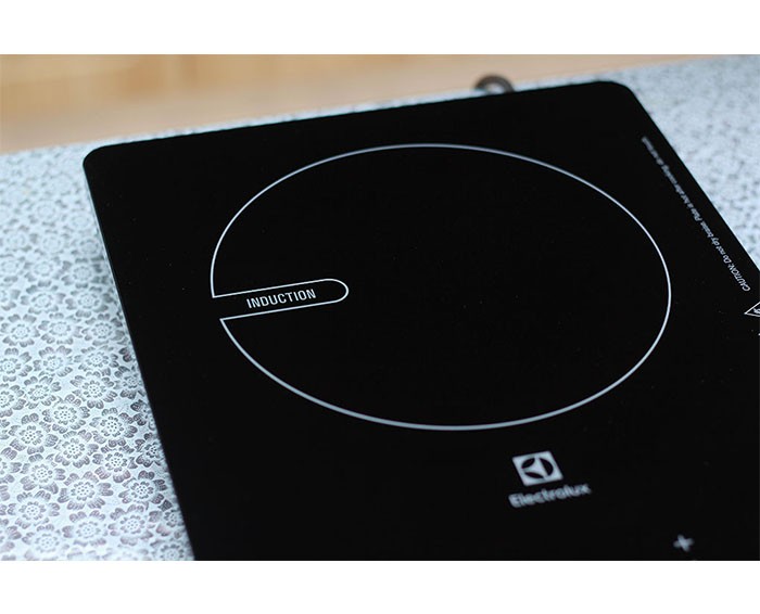 Image Bếp từ Electrolux ETD29KC 3