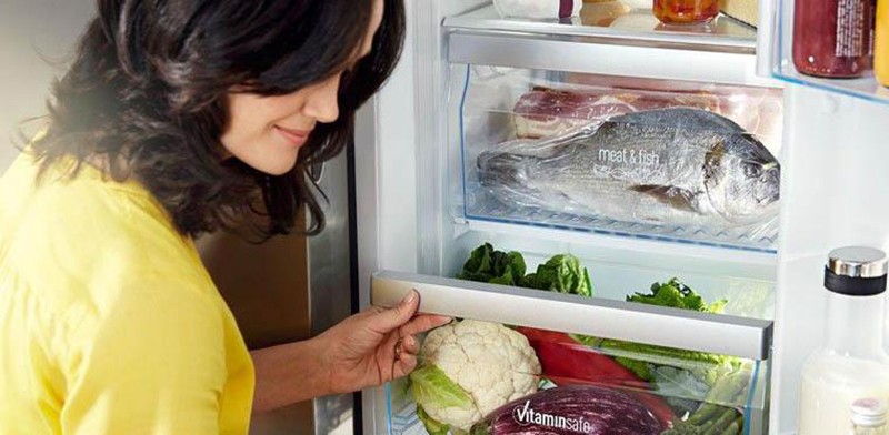 Image Tủ lạnh Panasonic 135 lít NR-BJ158SSV1 3