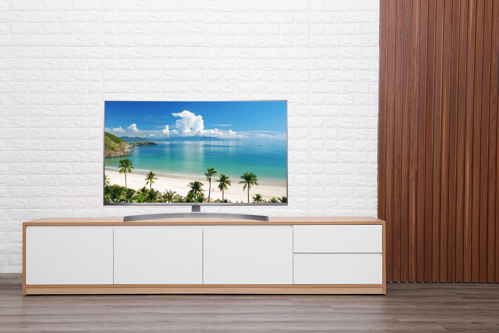 Image Smart Tivi LG 4K 55 inch 55UK7500PTA 2